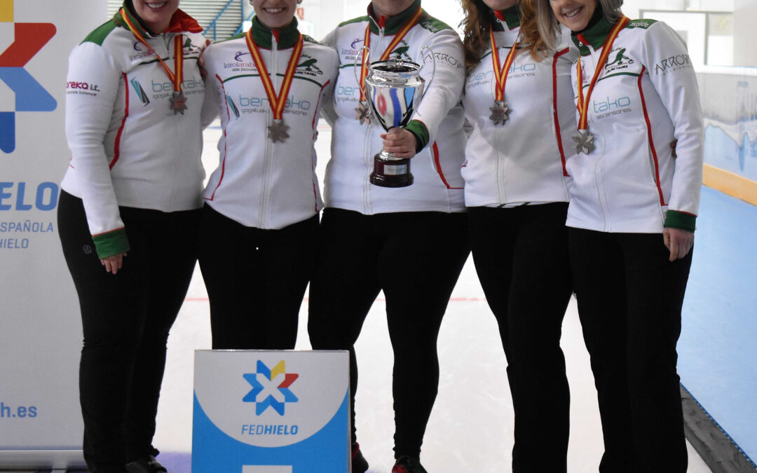 El equipo Harrikada Oreka IT consigue el bronce en el campeonato nacional femenino de curling